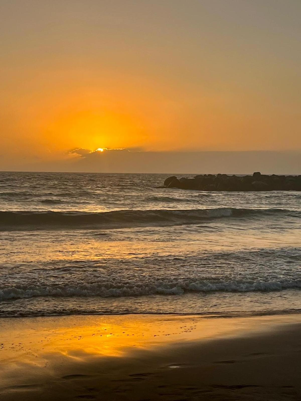 Apartamento En Primera Linea De Playa, Centrico, Tranquilo Πλάγια ντε λας Αμέρικας Εξωτερικό φωτογραφία